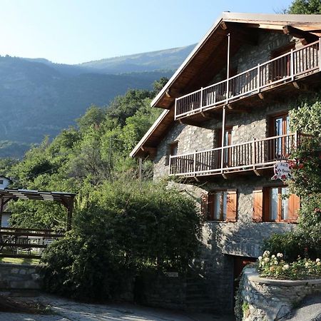 Le Rosier B&B E Appartamento Saint-Vincent Exteriör bild